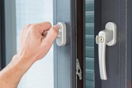 Les menuiseries m&eacute;talliques sur mesure, comment les choisir ?